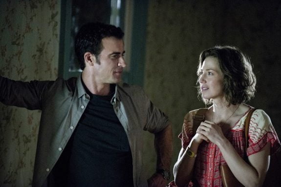 Justin Theroux as Kevin and Carrie Coon as Nora in The Leftovers. © HBO.  